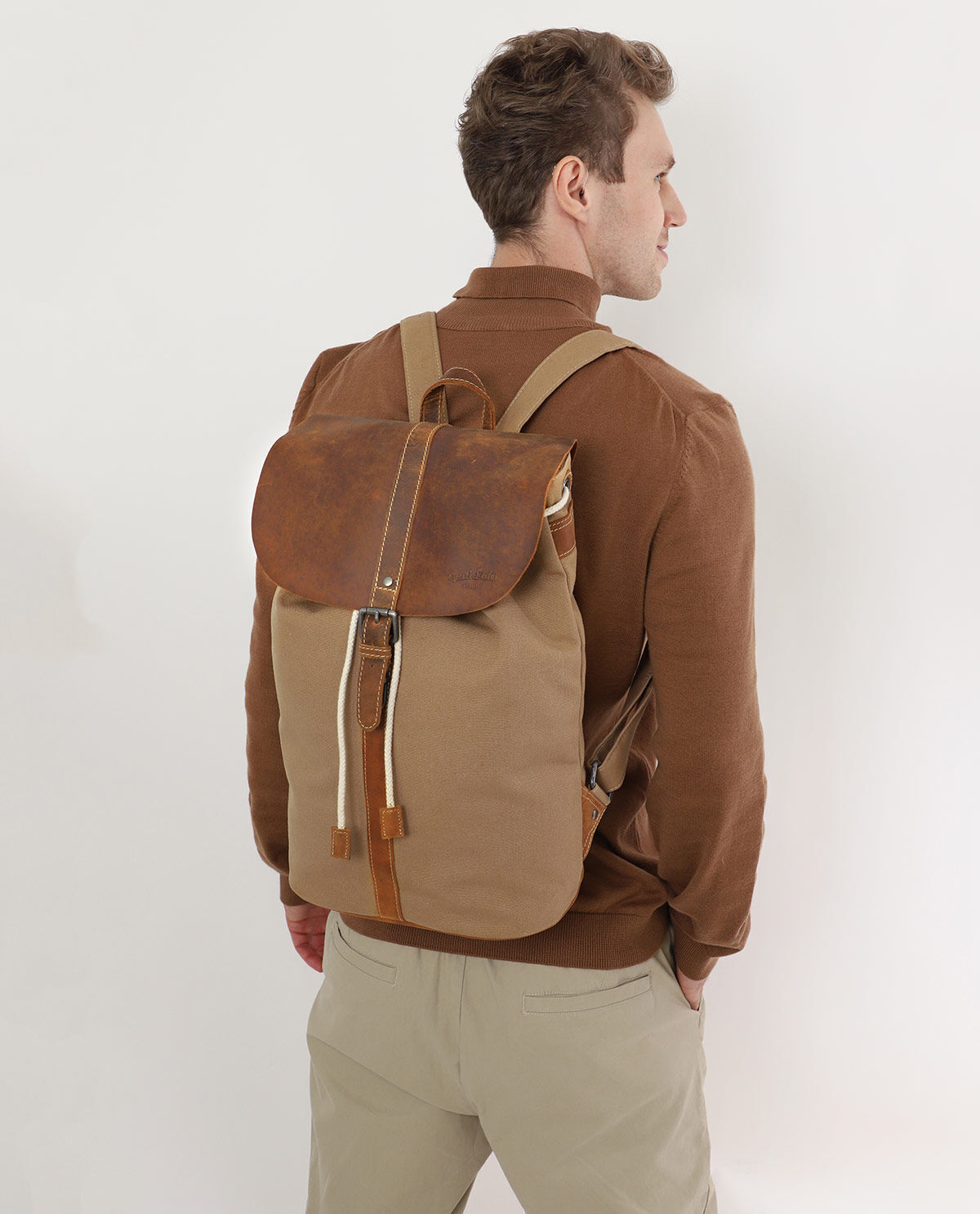 PaulaL model