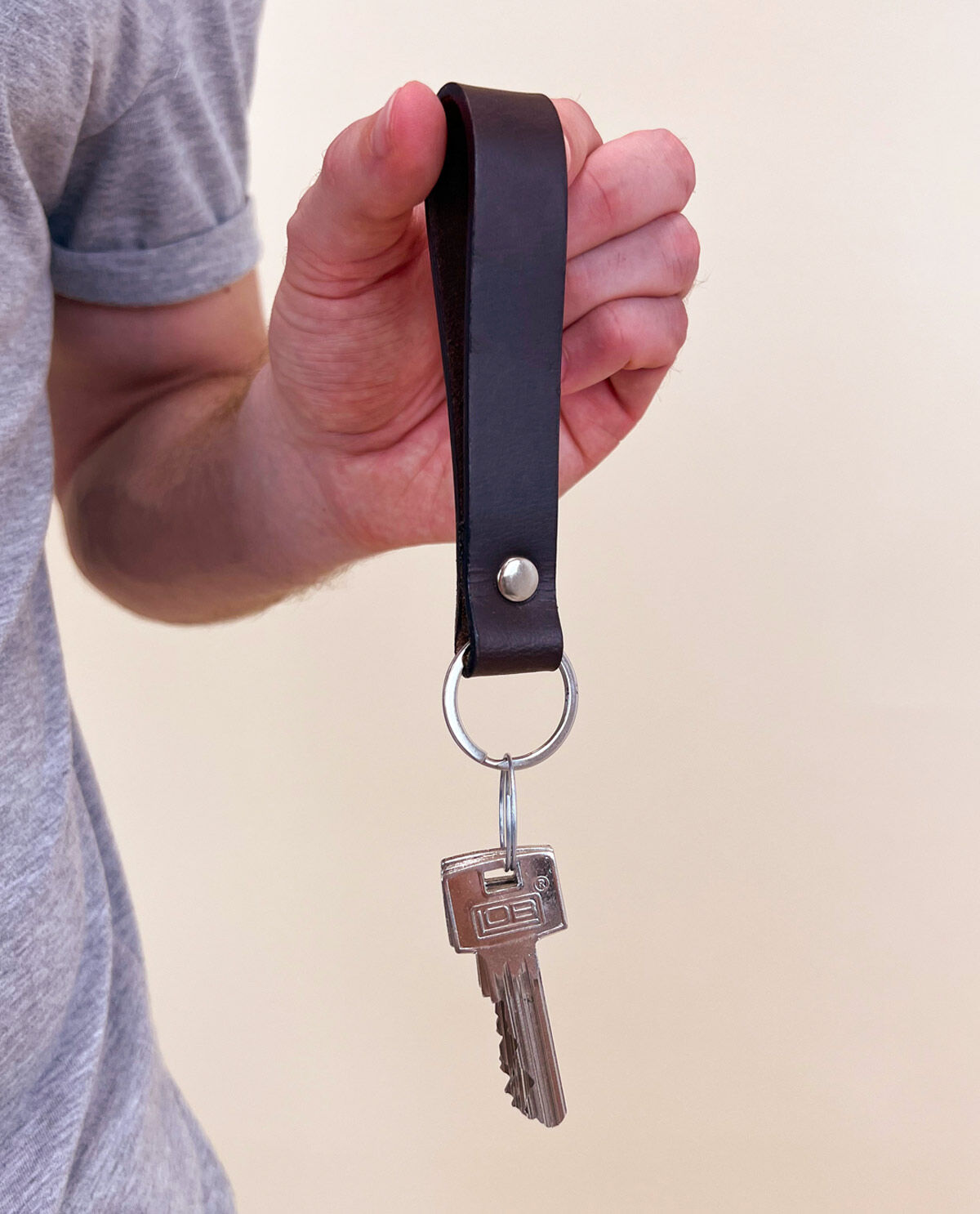 Spoo-Design, Kleine Leder Schlüssel-Tasche mit Karabiner in 6 Farben