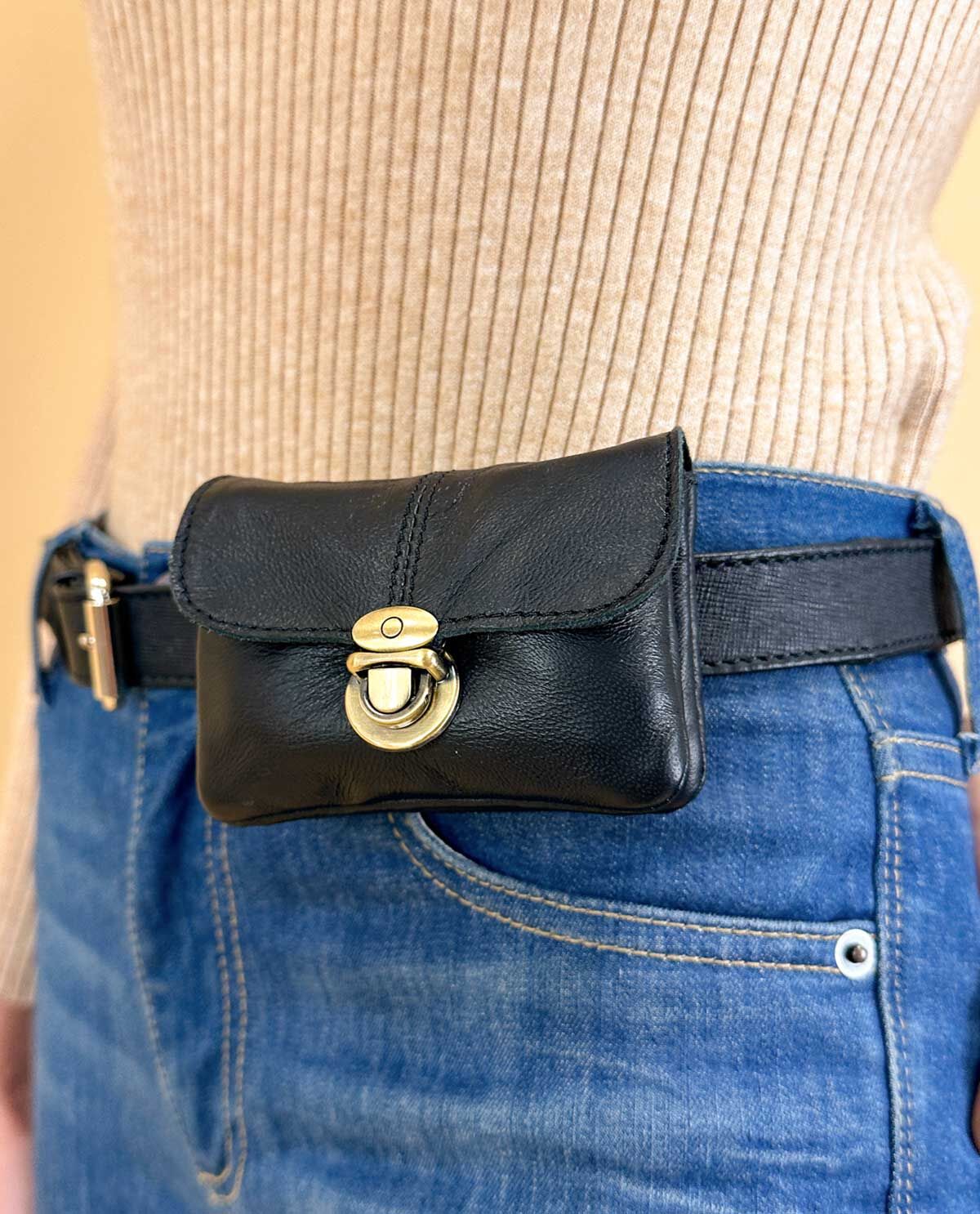 Leather belt bag “Chapal” at gusti-leather.co.uk